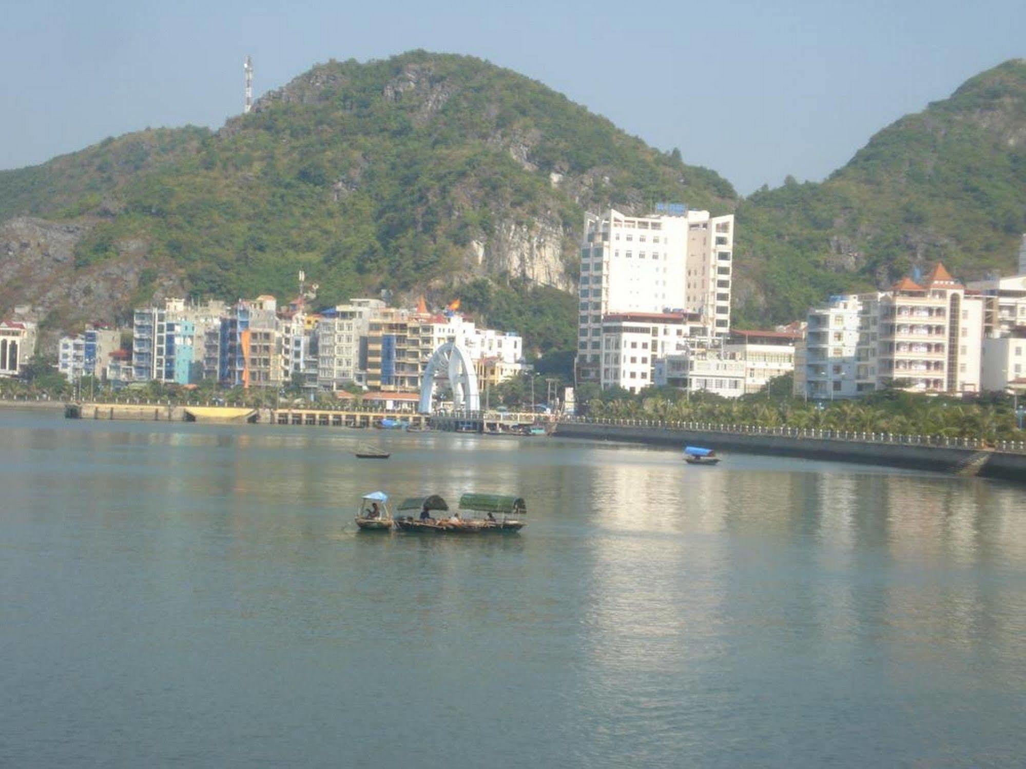 Hung Long Harbour Hotel Cat Ba Dong Khe Sau Extérieur photo